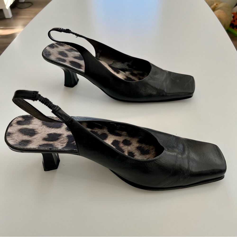 Enzo Angiolini Black Leather Slingback Heels with Leopard Insole - Picture 8 of 8